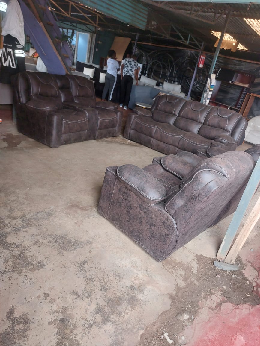 Luxury recliner Sofa
